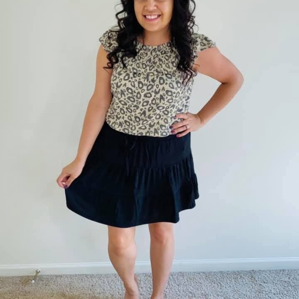 Leopard Print Ruffle Sleeve Top - Picture 3 of 3